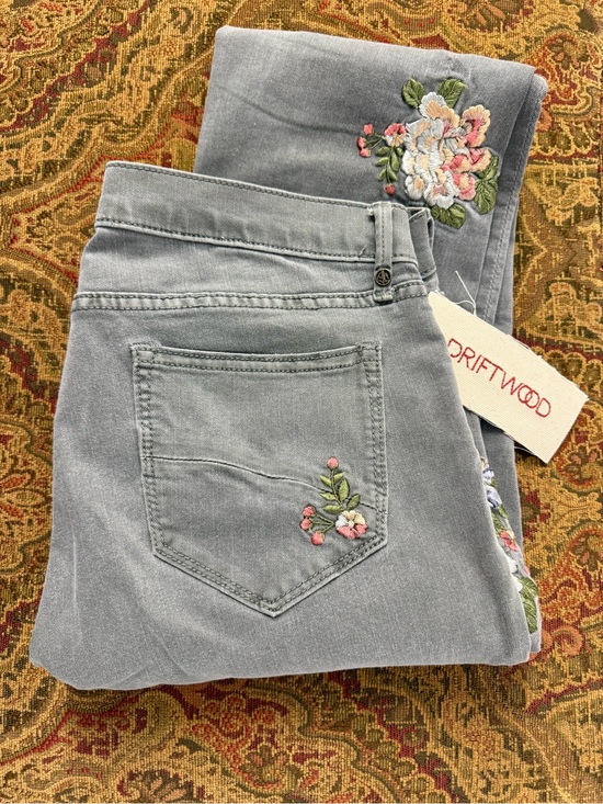 DRIFTWOOD Denim - DRIFTWOOD Light Gray Straight Leg Jeans with Pink & Green Floral Embroidery